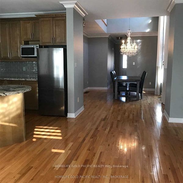 32 Romance Drive, Richmond Hill, ON L4S 2R7