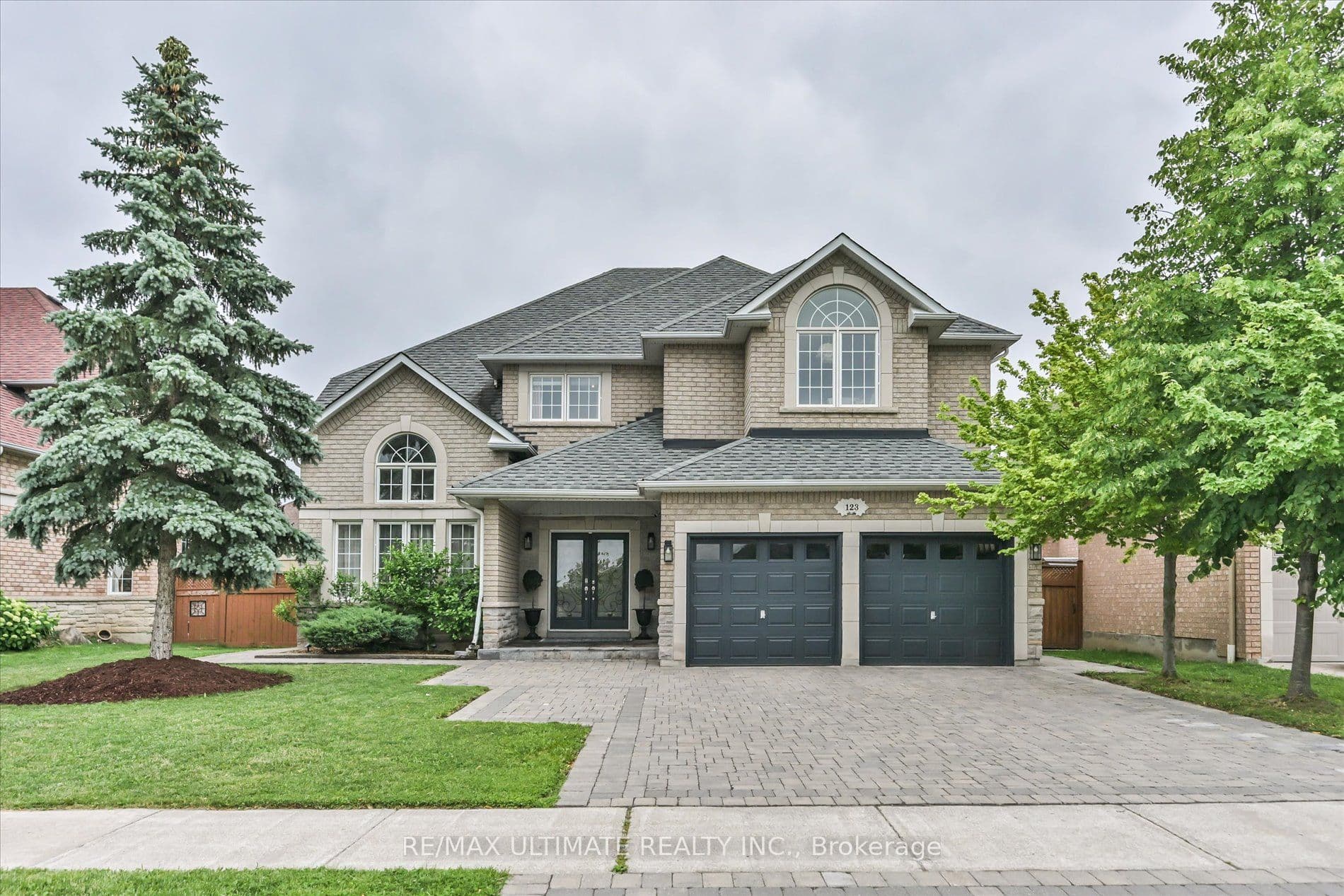 123 Village Green Drive, Vaughan, ON L4L 0G9