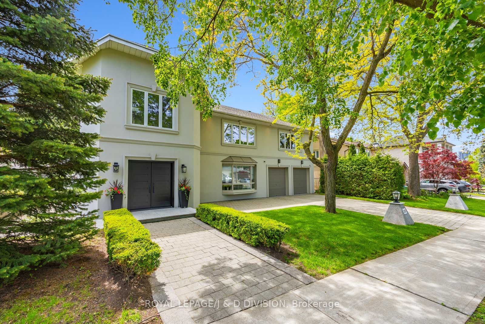 31 George Henry Boulevard, Toronto, ON M2J 1E3