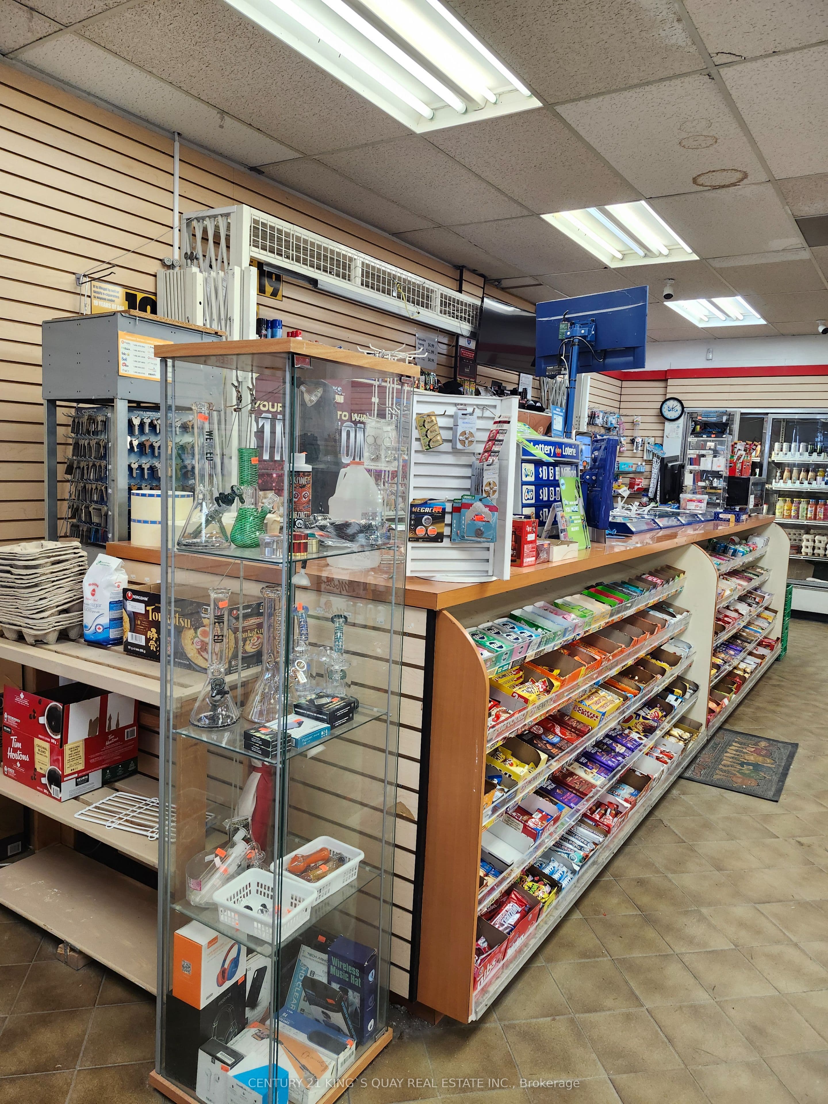 80 Glen Shields Avenue 11, Vaughan, ON L4K 1T7