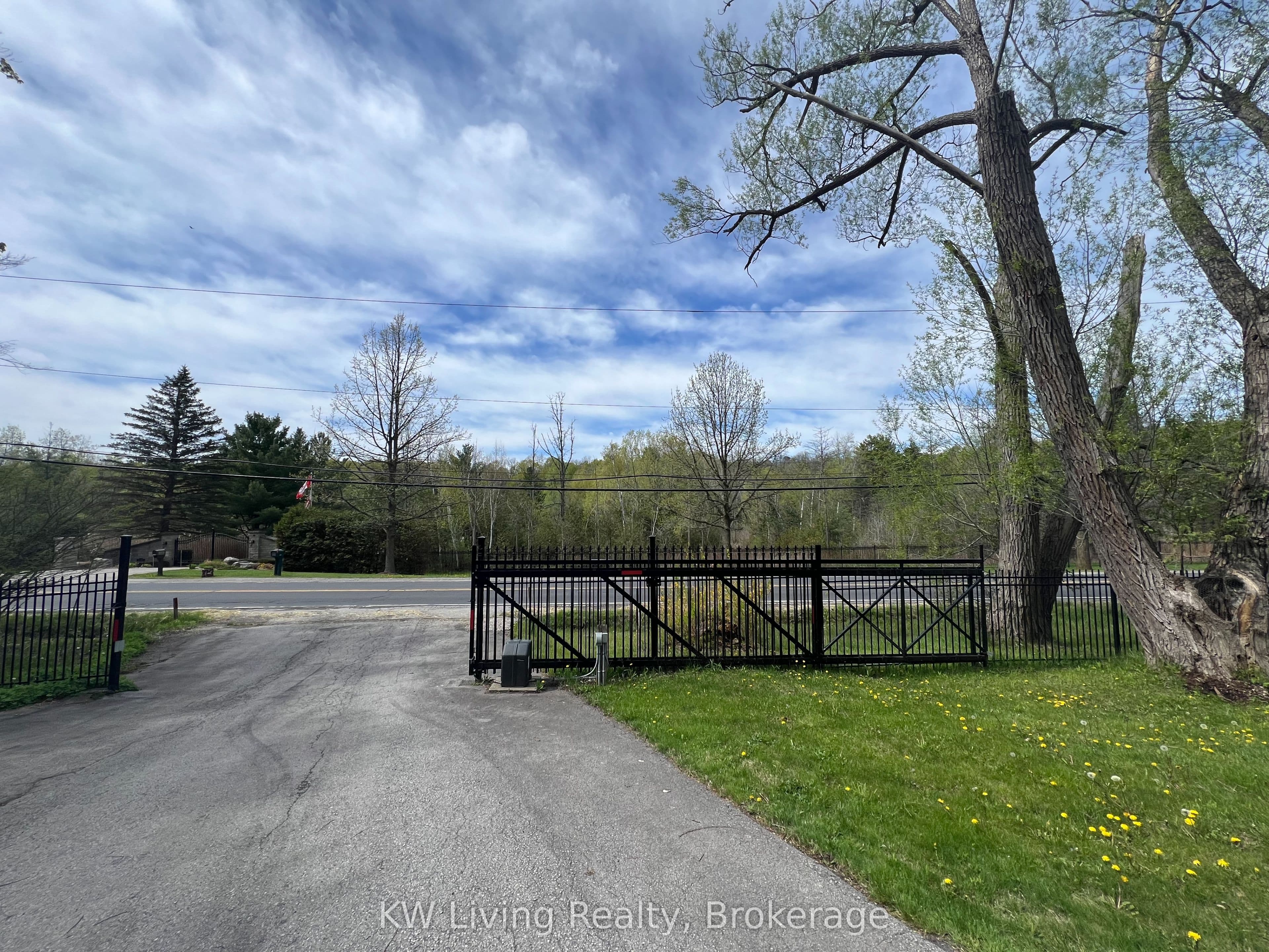 5467 Cedar Springs Road, Burlington, ON L7P 0C2
