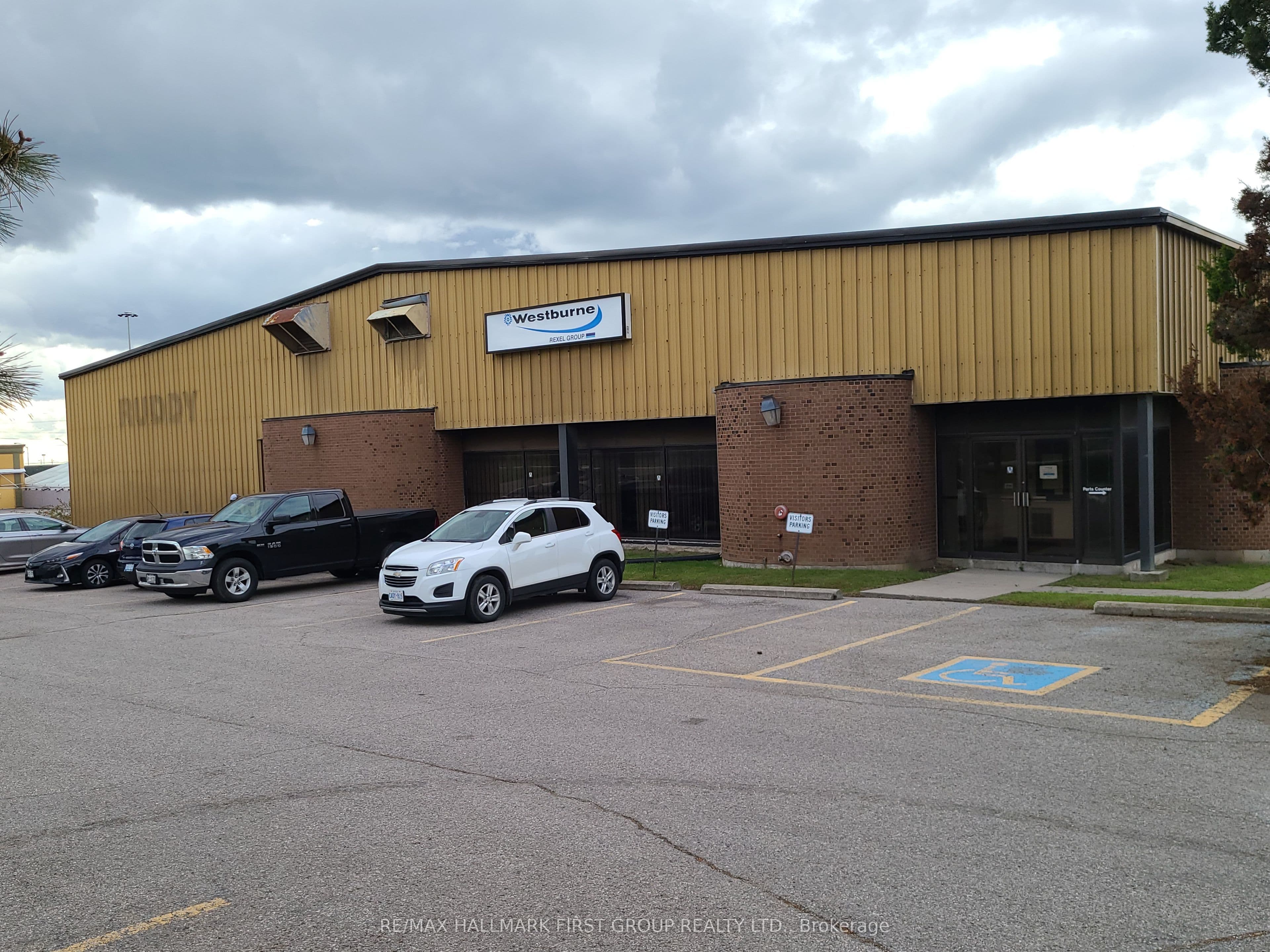 600 Thornton Road S #4 + Outside Storage, Oshawa, ON L1J 6W7