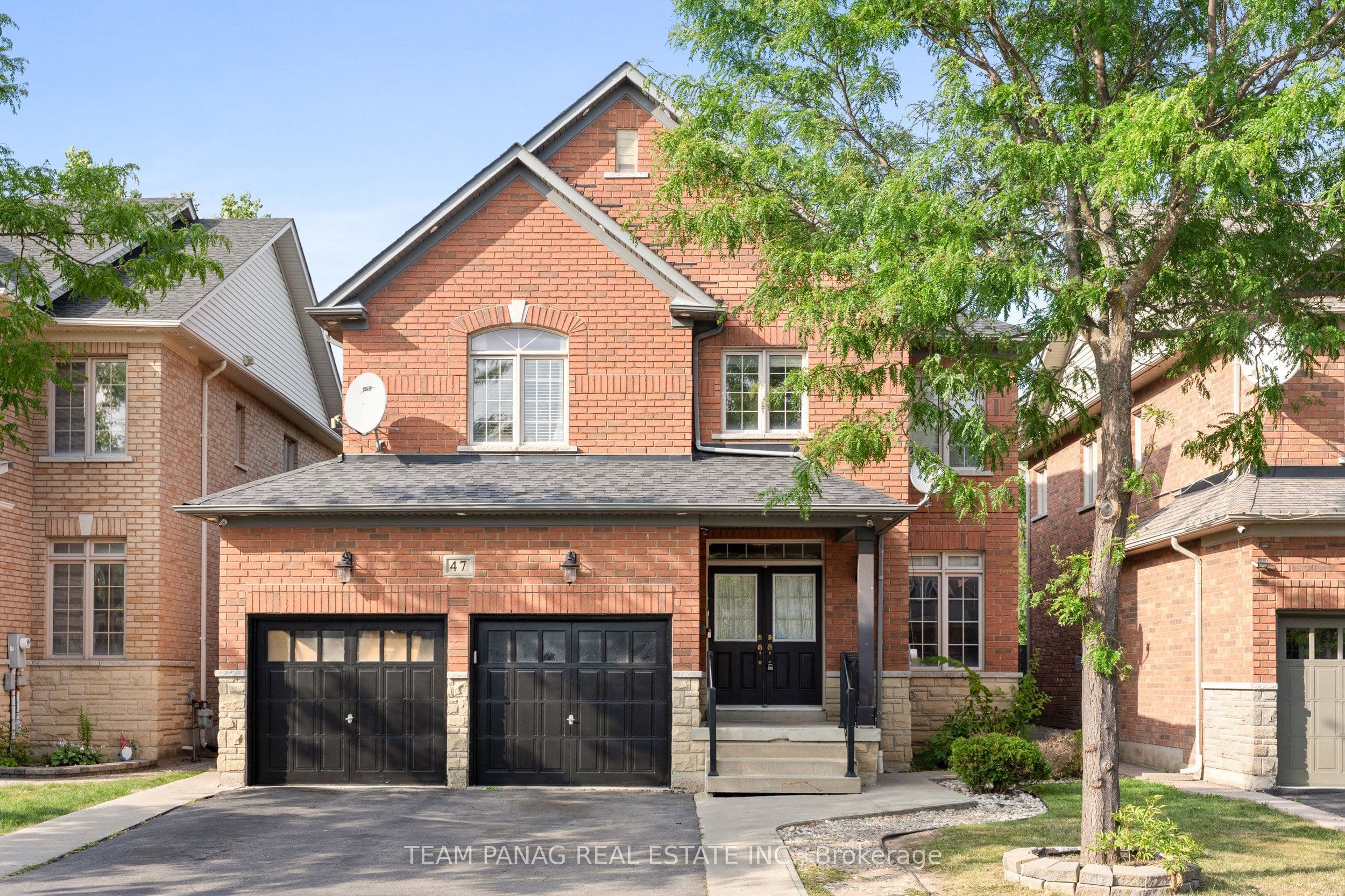 47 Sorbonne Drive, Brampton, ON L6P 1Y6