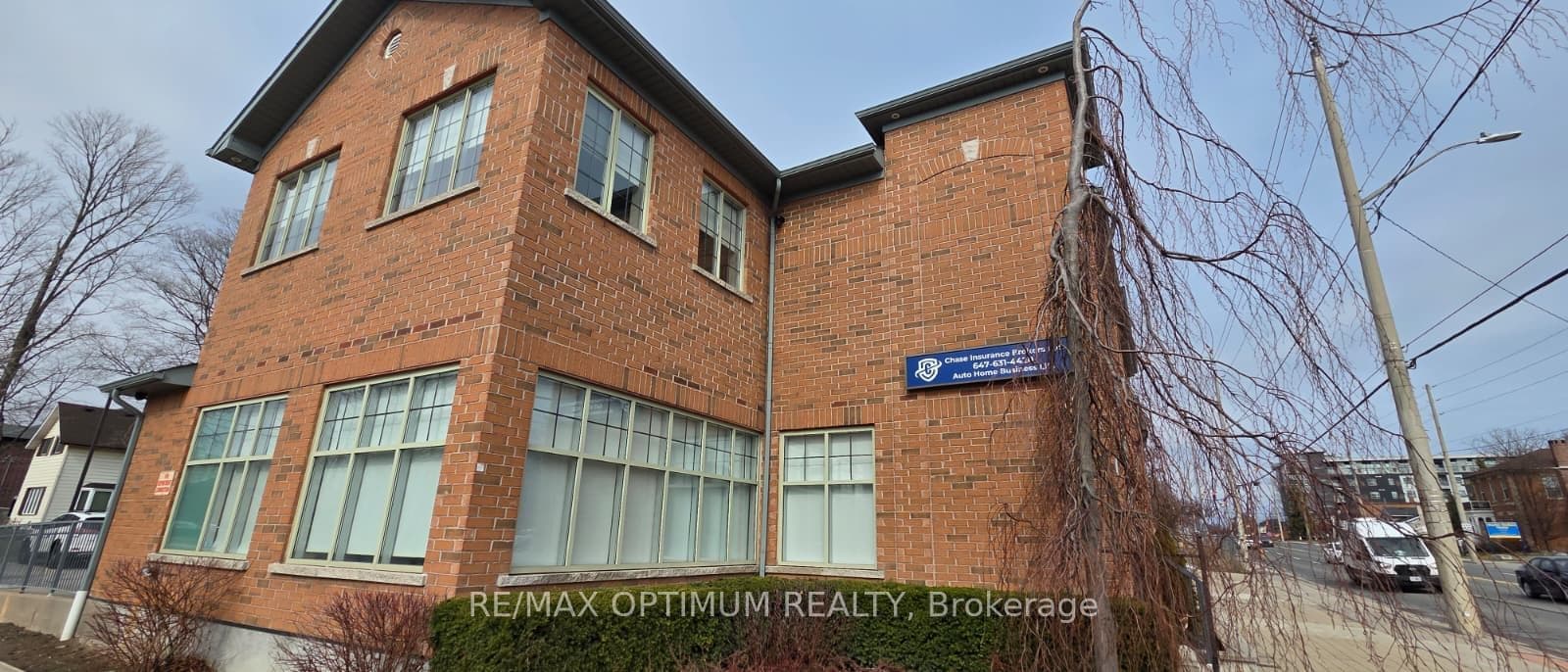400 Dundas Street G - T4 Room 2, Whitby, ON L1N 0K1