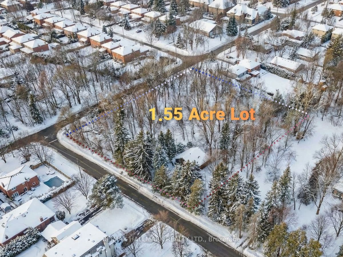 108 Yongehurst Road, Richmond Hill, ON L4C 3T2