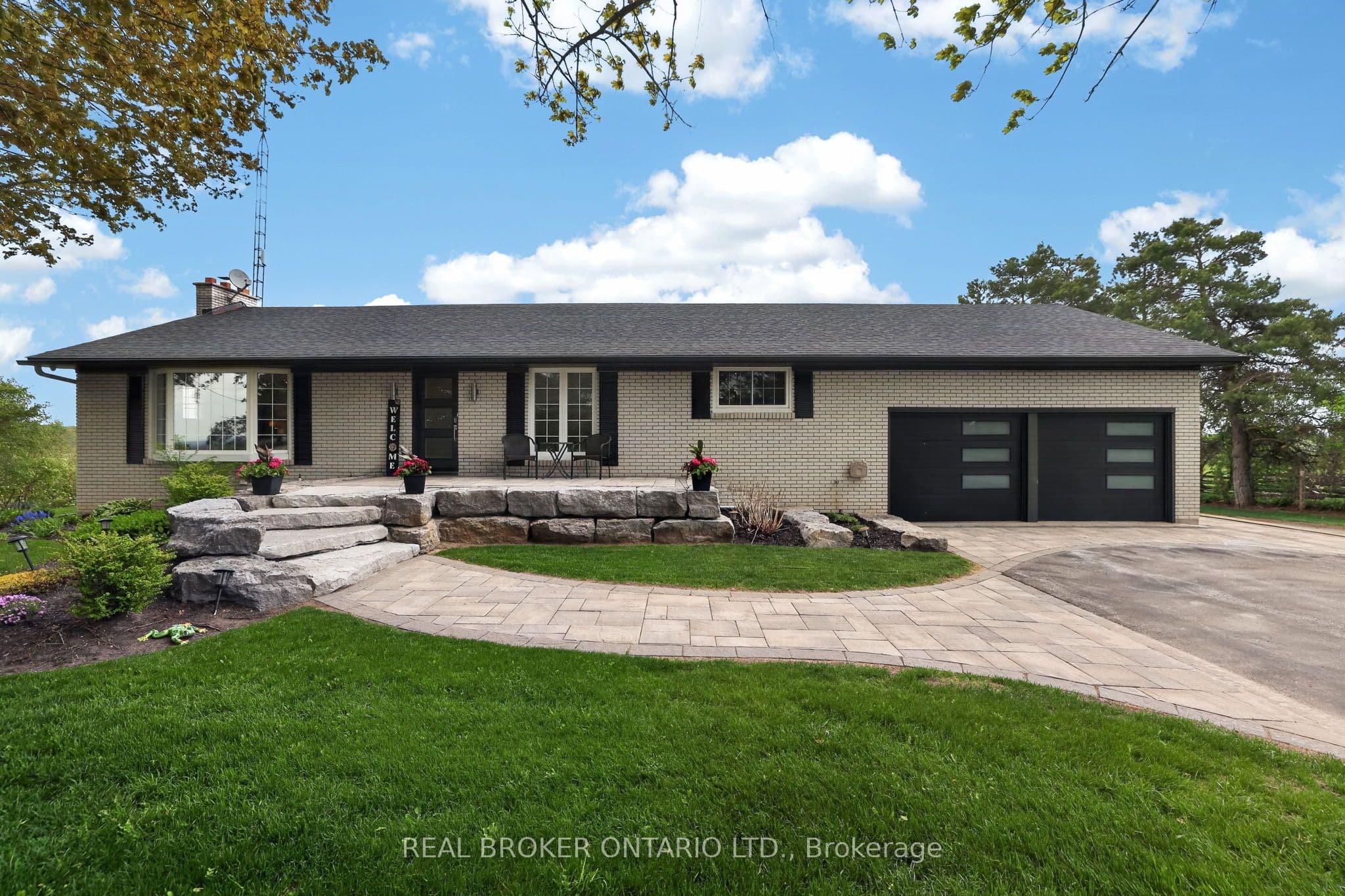 22213 Catering Road, East Gwillimbury, ON L0G 1R0