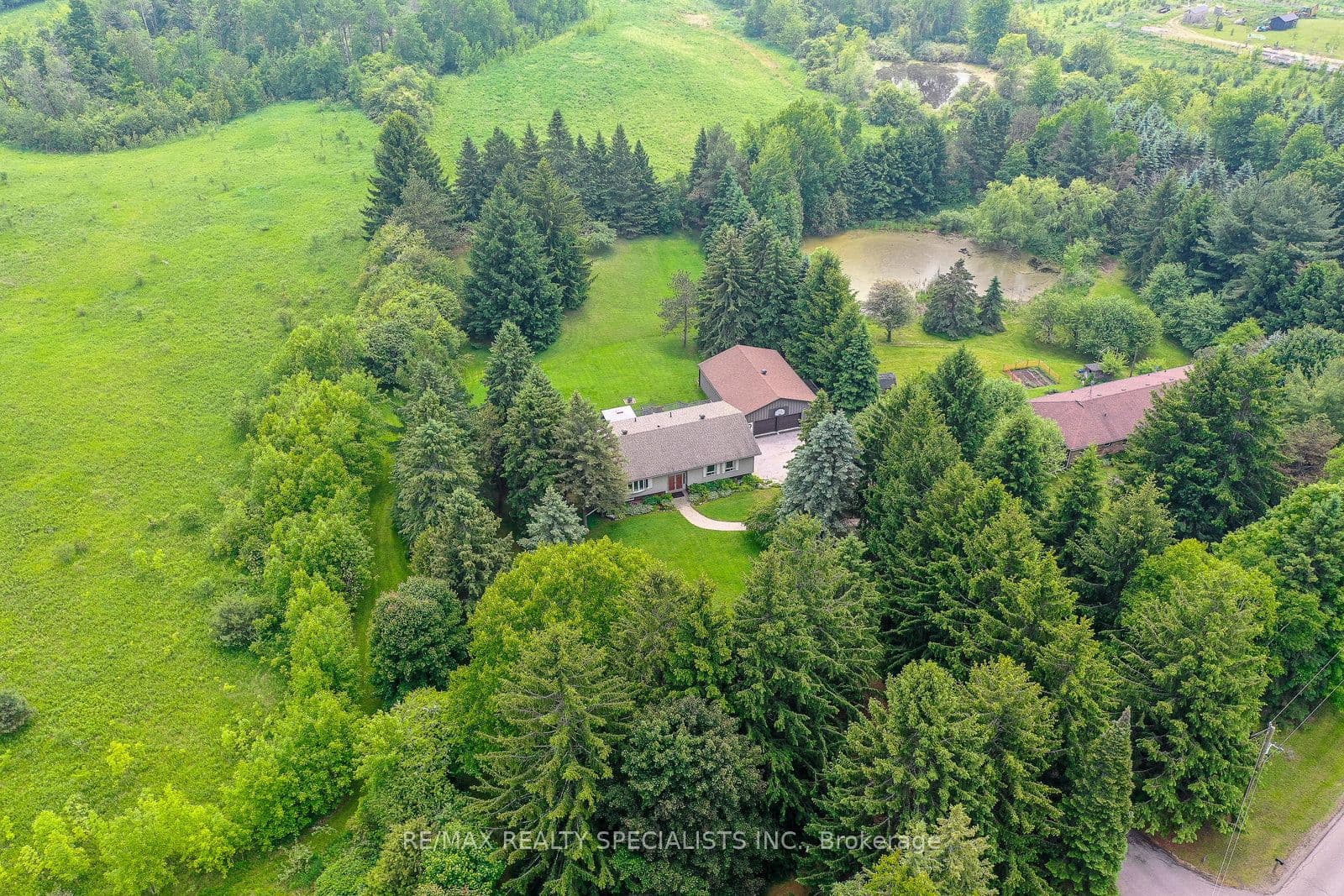 6739 Castlederg Side Road, Caledon, ON L7C 0P6