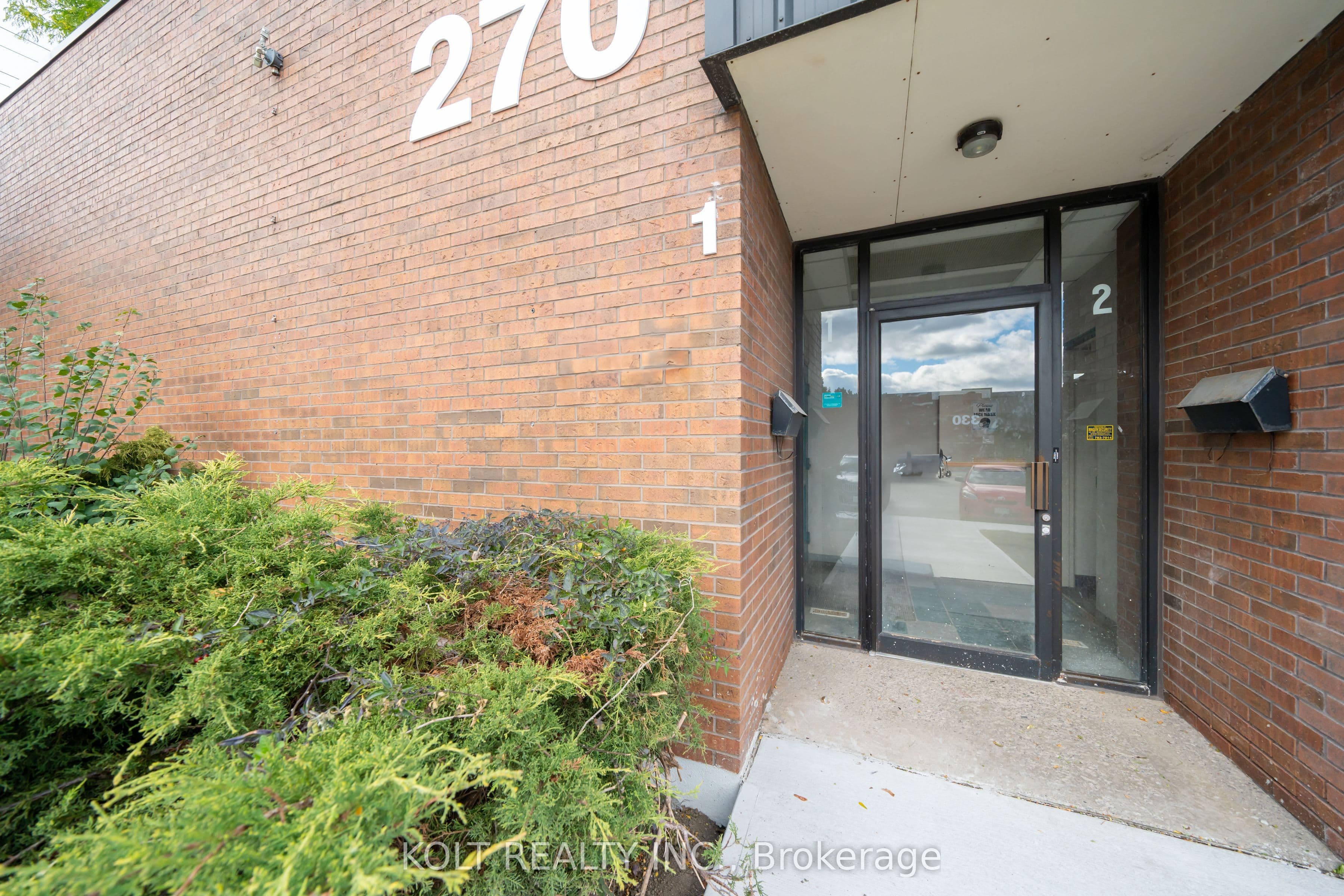 270 Esna Park Drive 1, Markham, ON L3R 1H3