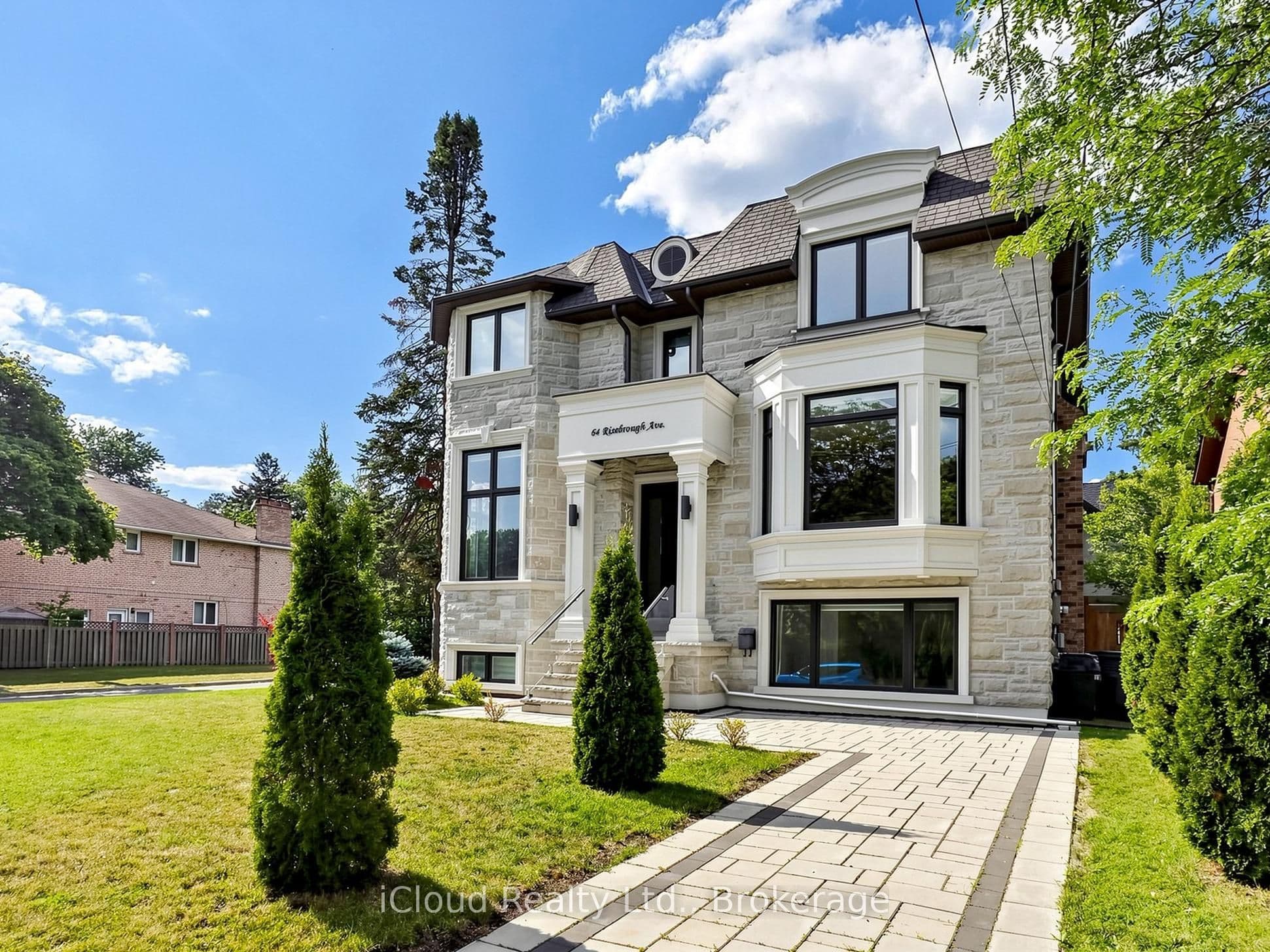 64 Risebrough Avenue, Toronto, ON M2M 2E3