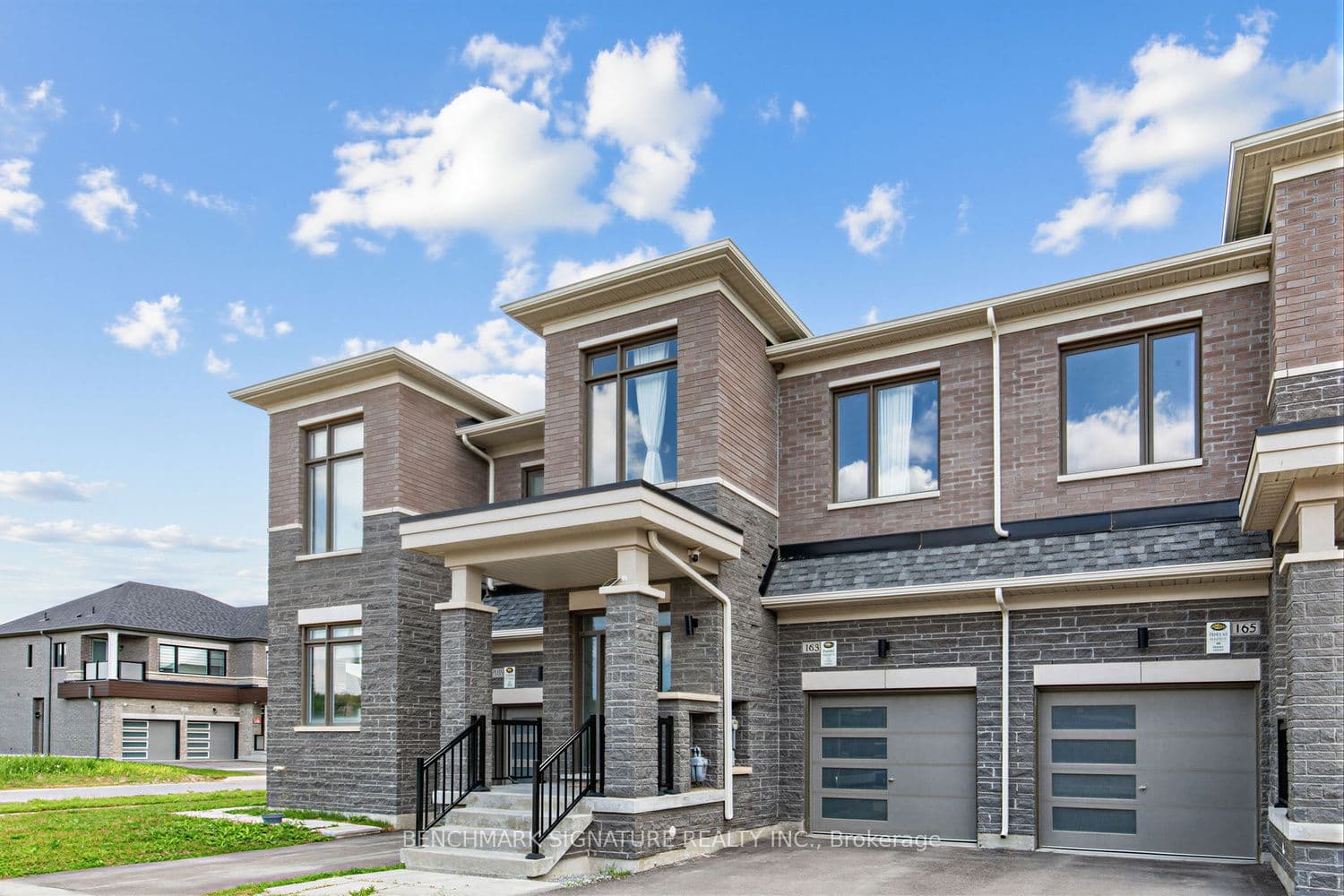 163 Tempel Street, Richmond Hill, ON L4E 1J2