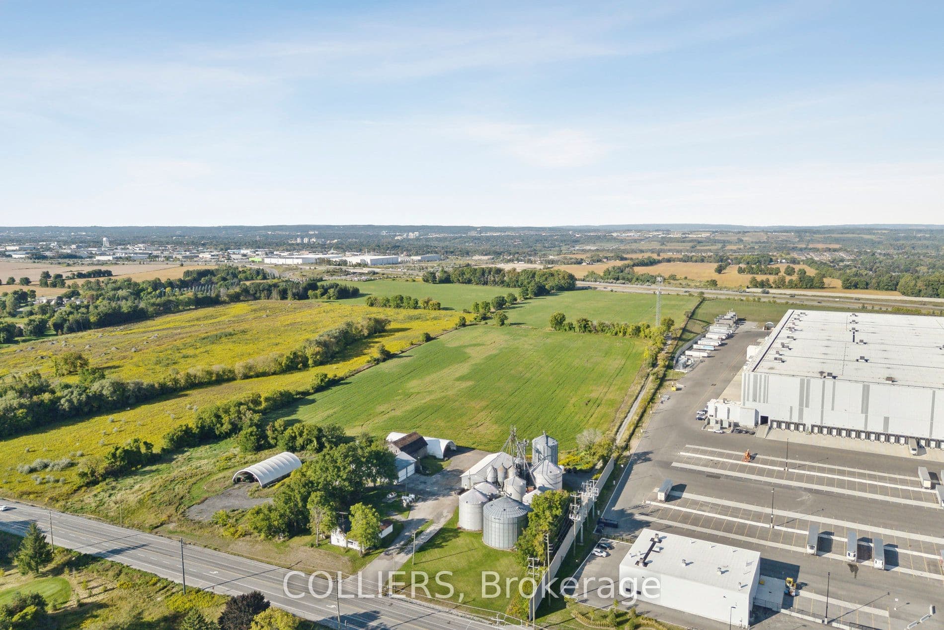 18442 Woodbine Avenue E, East Gwillimbury, ON L0G 1V0