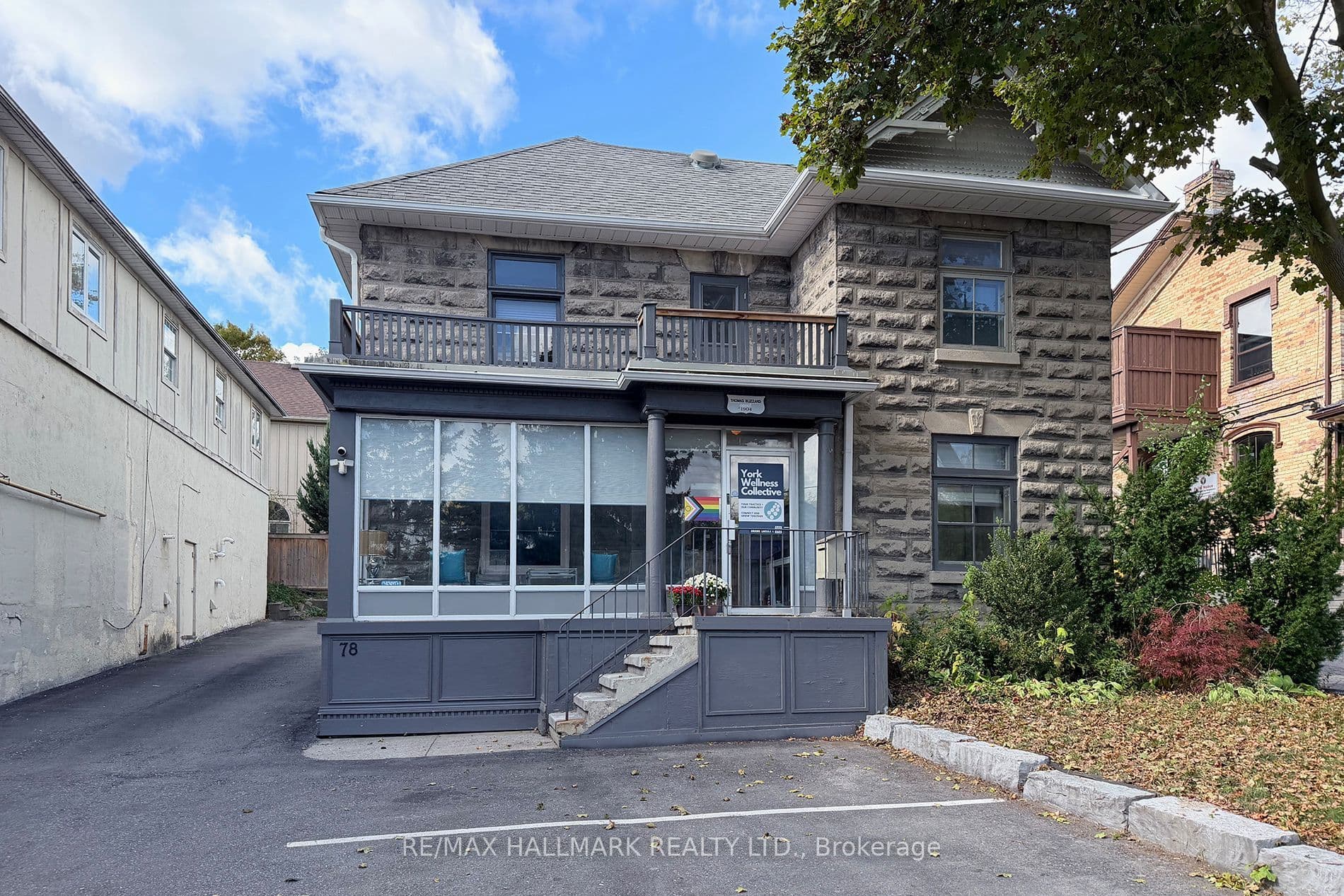 78 Main Street S Front and Second Floor, Newmarket, ON L3Y 3Y6
