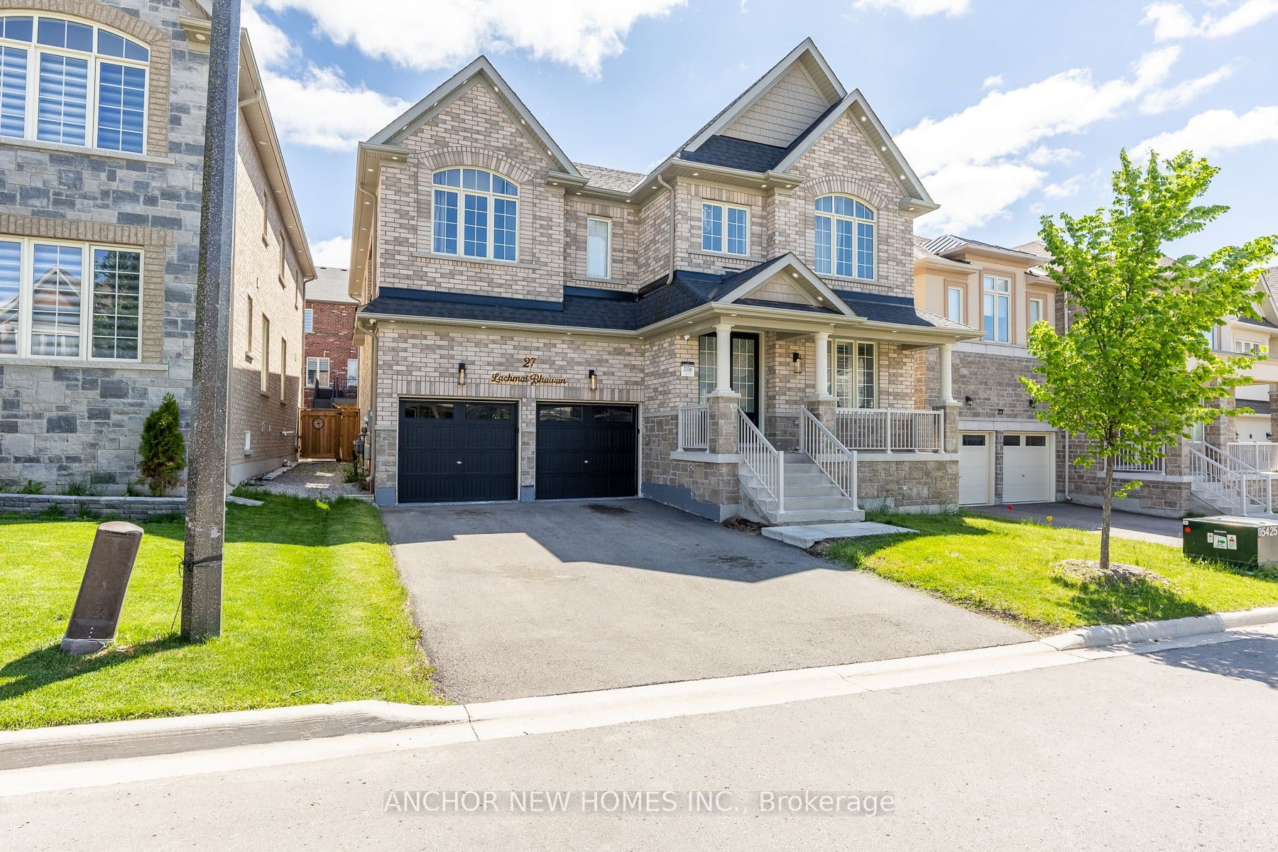 27 Balsdon Hollow, East Gwillimbury, ON L9N 0Y7
