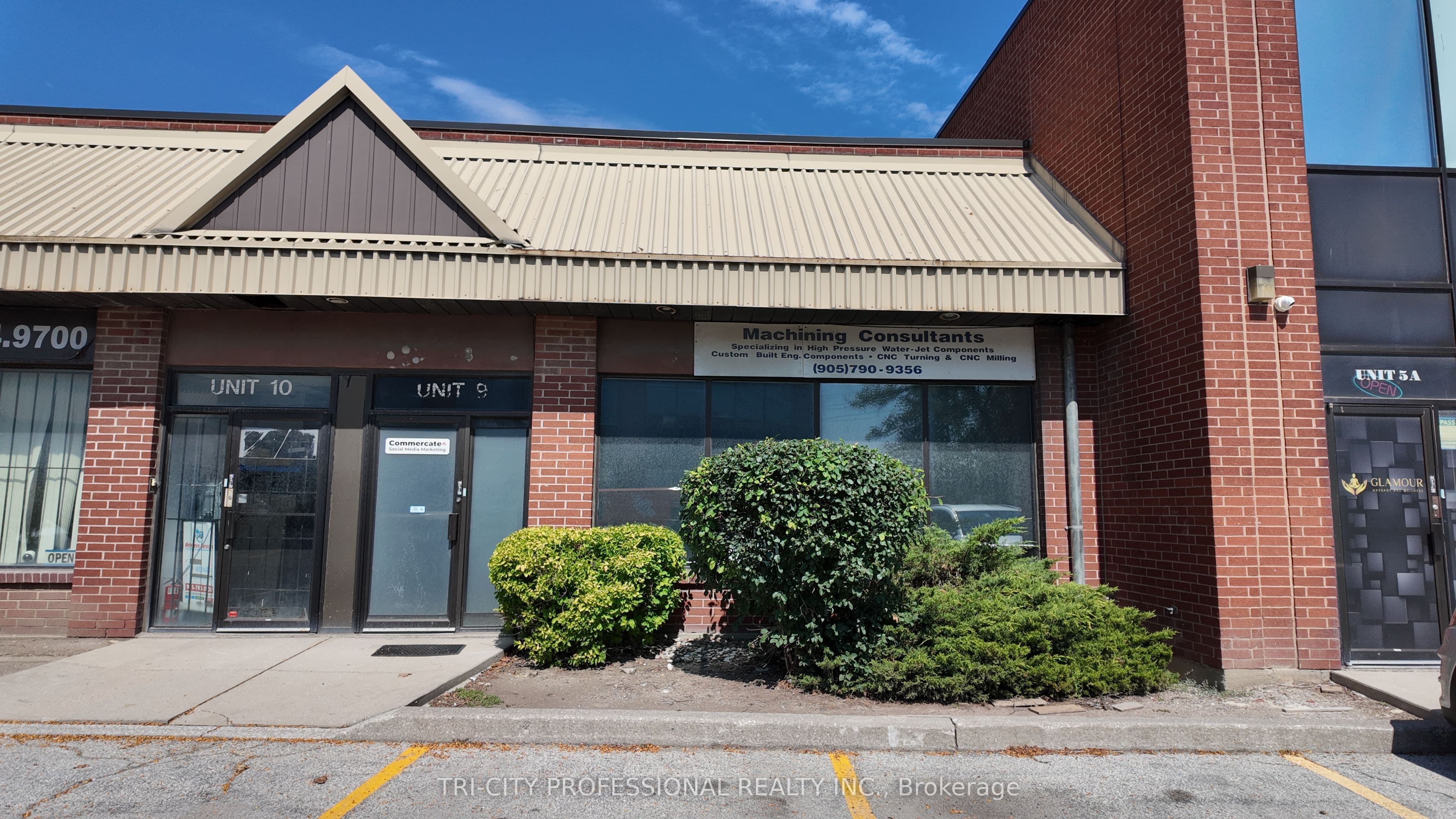 30 intermodal Drive 9, Brampton, ON L6T 5K1