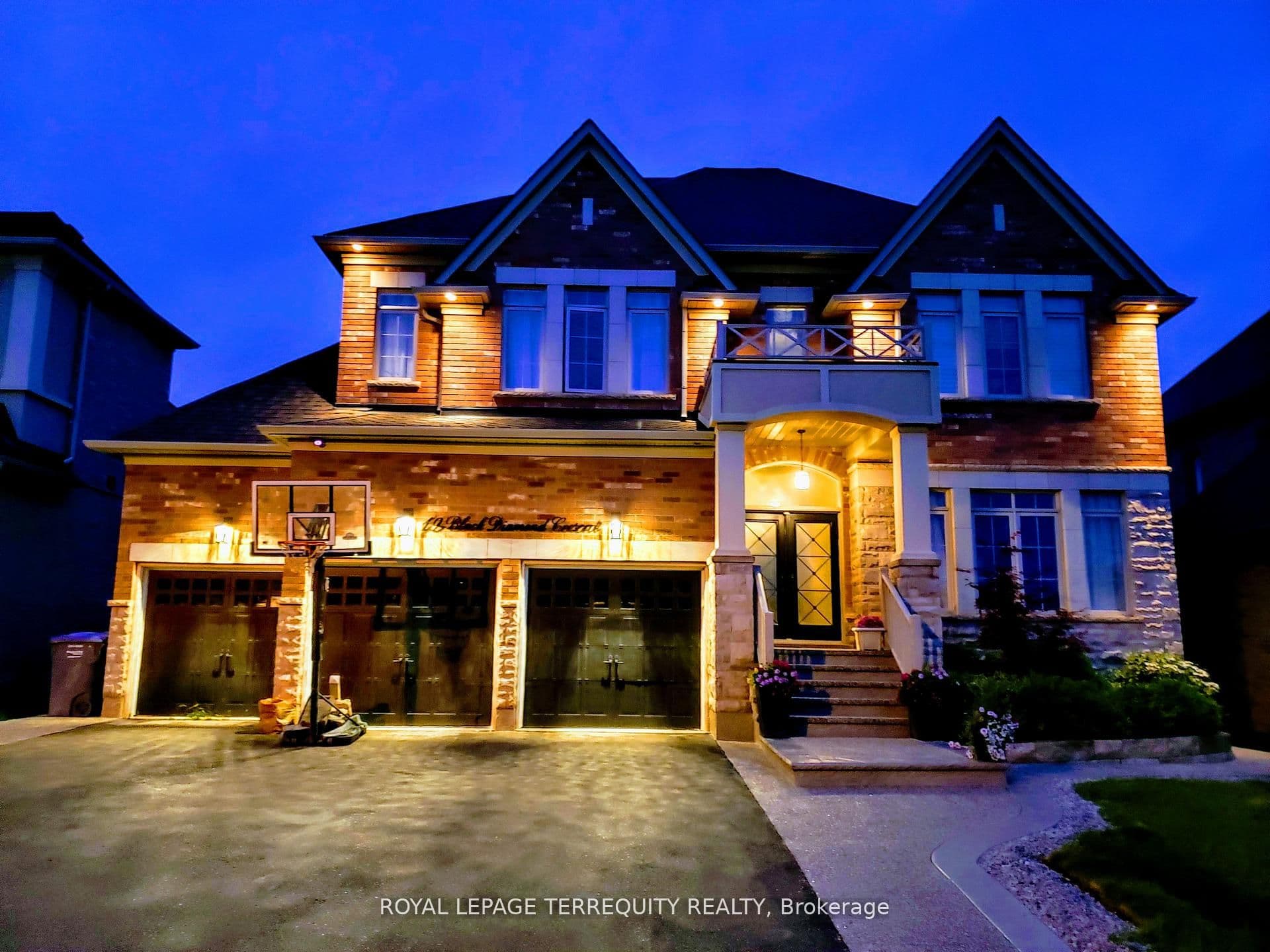 19 Black Diamond Crescent, Brampton, ON L6X 0V8