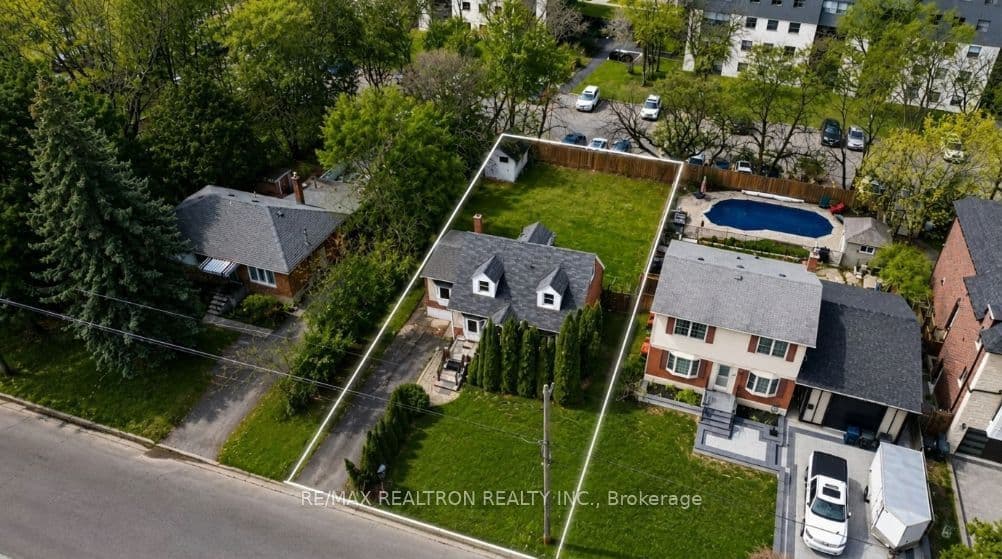 47 Dromore Crescent, Toronto, ON M2R 2H4