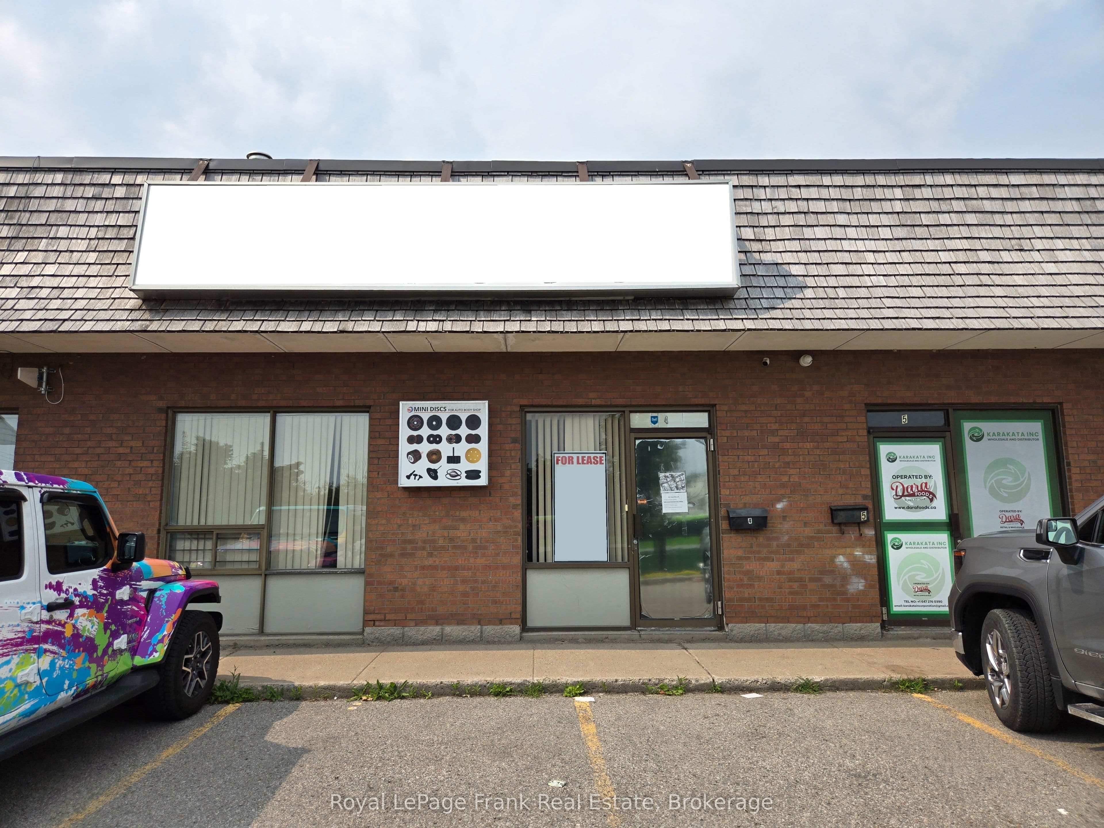 2001 Thickson Road S 4, Whitby, ON L1N 6J3