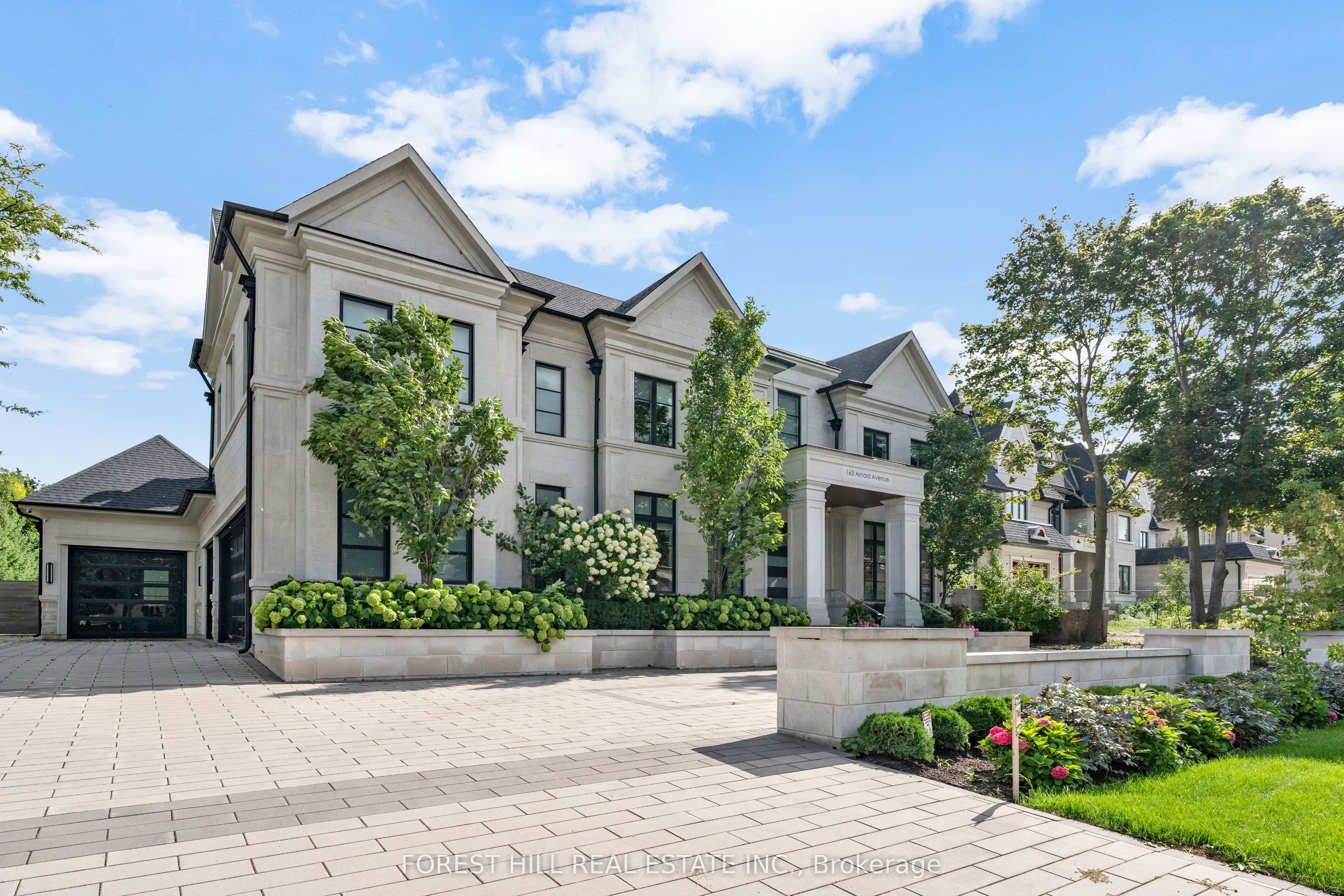 163 Arnold Avenue, Vaughan, ON L4J 1B8