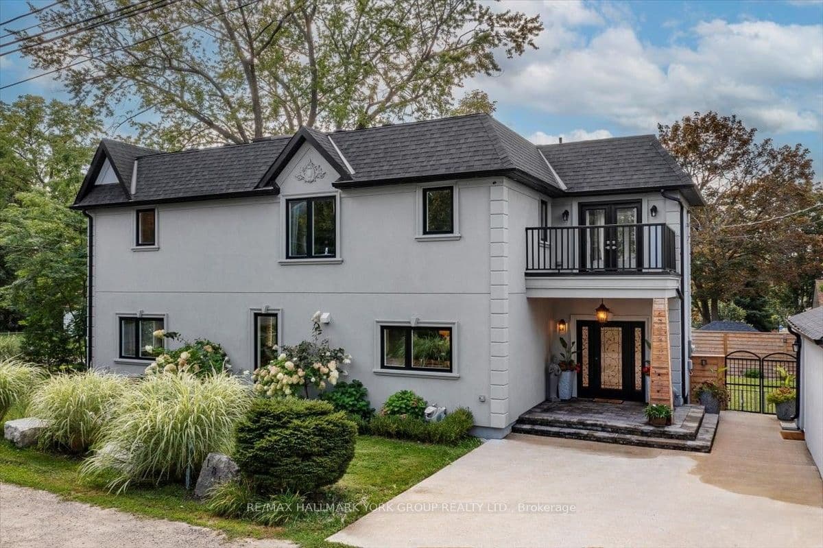 181 Bowling Green Road, Georgina, ON L4P 3C8