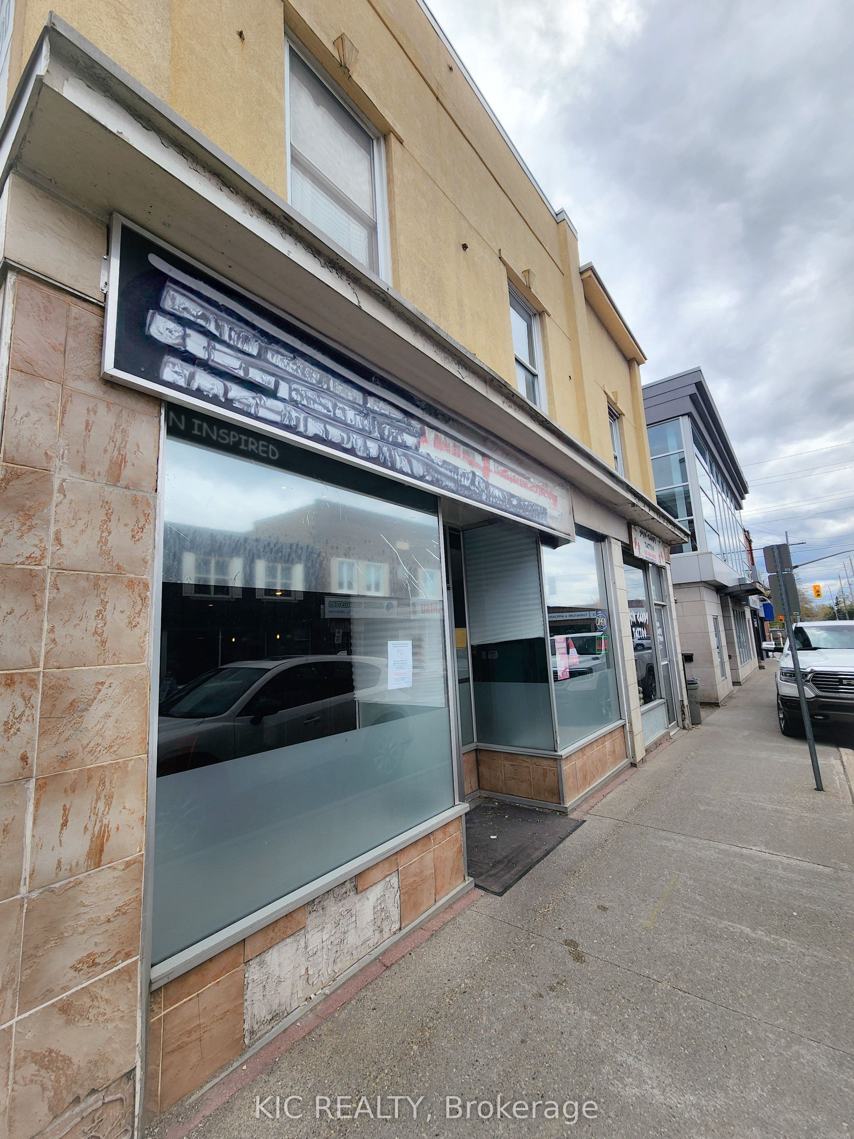 10 Mill Street E c, Halton Hills, ON L7J 1G9