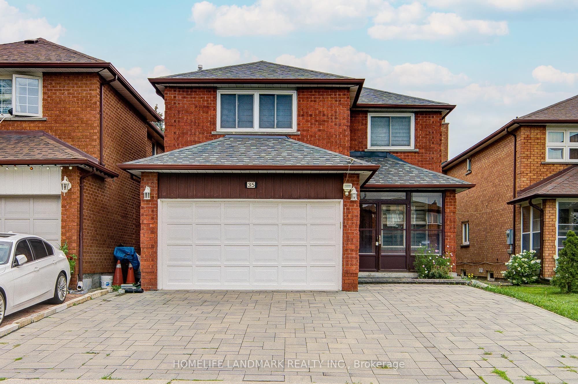 35 Royal Palm Drive, Vaughan, ON L4J 5R4