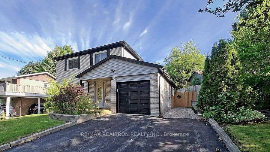 35 Rochelle Crescent, Toronto, ON M2J 1Y3