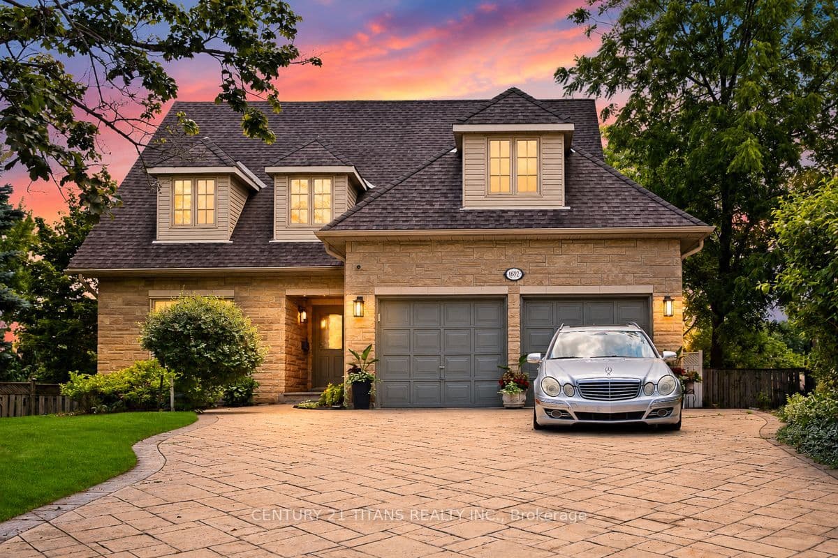 1692 Baymill Court, Mississauga, ON L5M 4M5