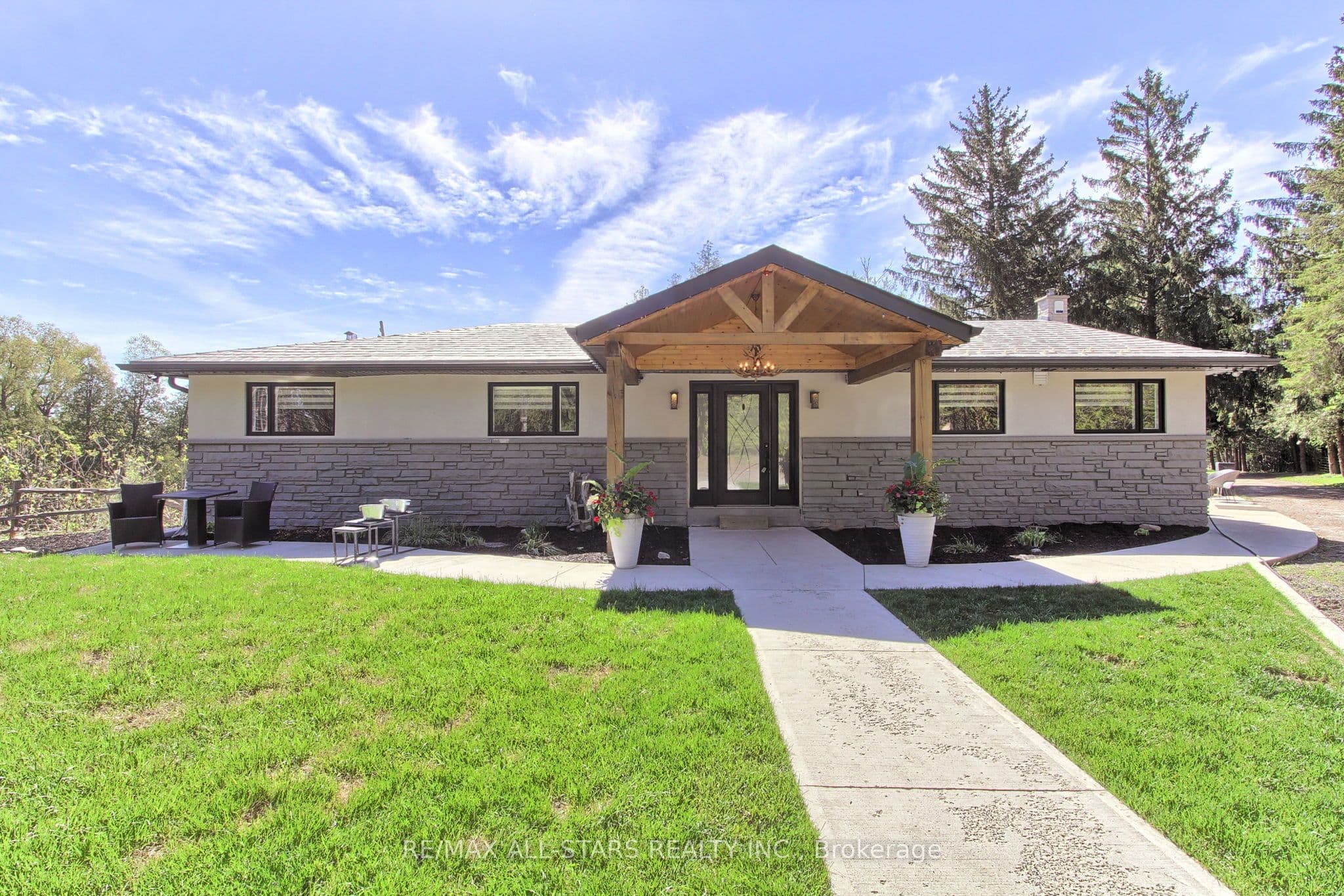 215 Uxbridge Pickering Townline, Pickering, ON L1Y 0A4