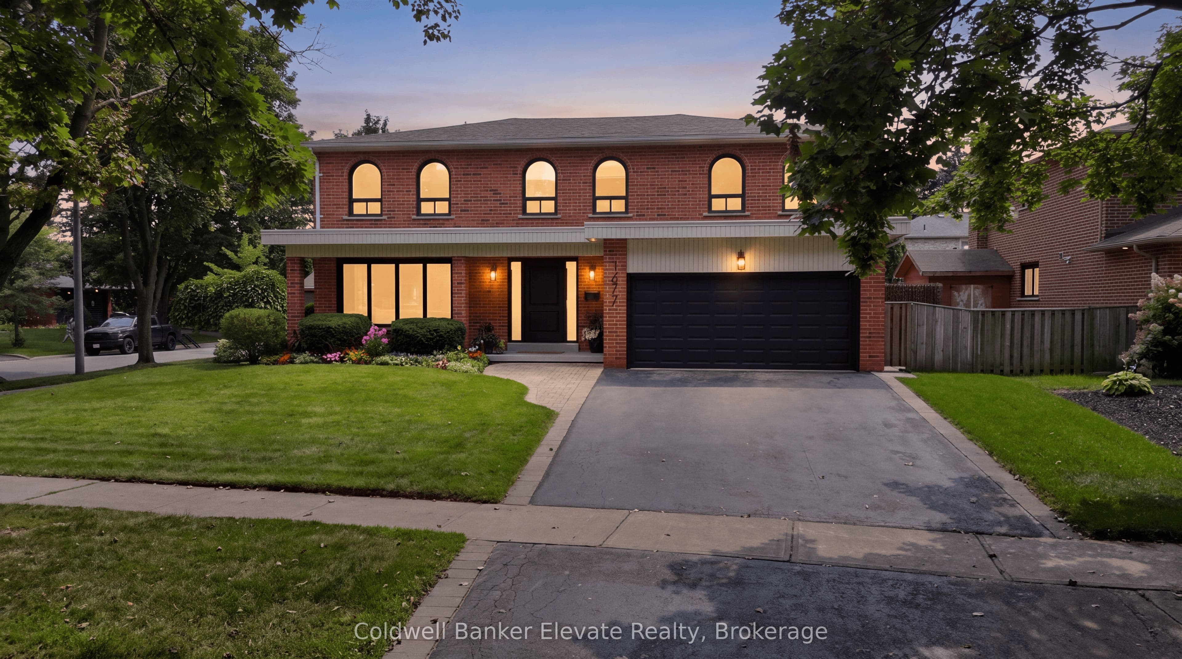 1677 Sherwood Forrest Circle, Mississauga, ON L5K 2G8
